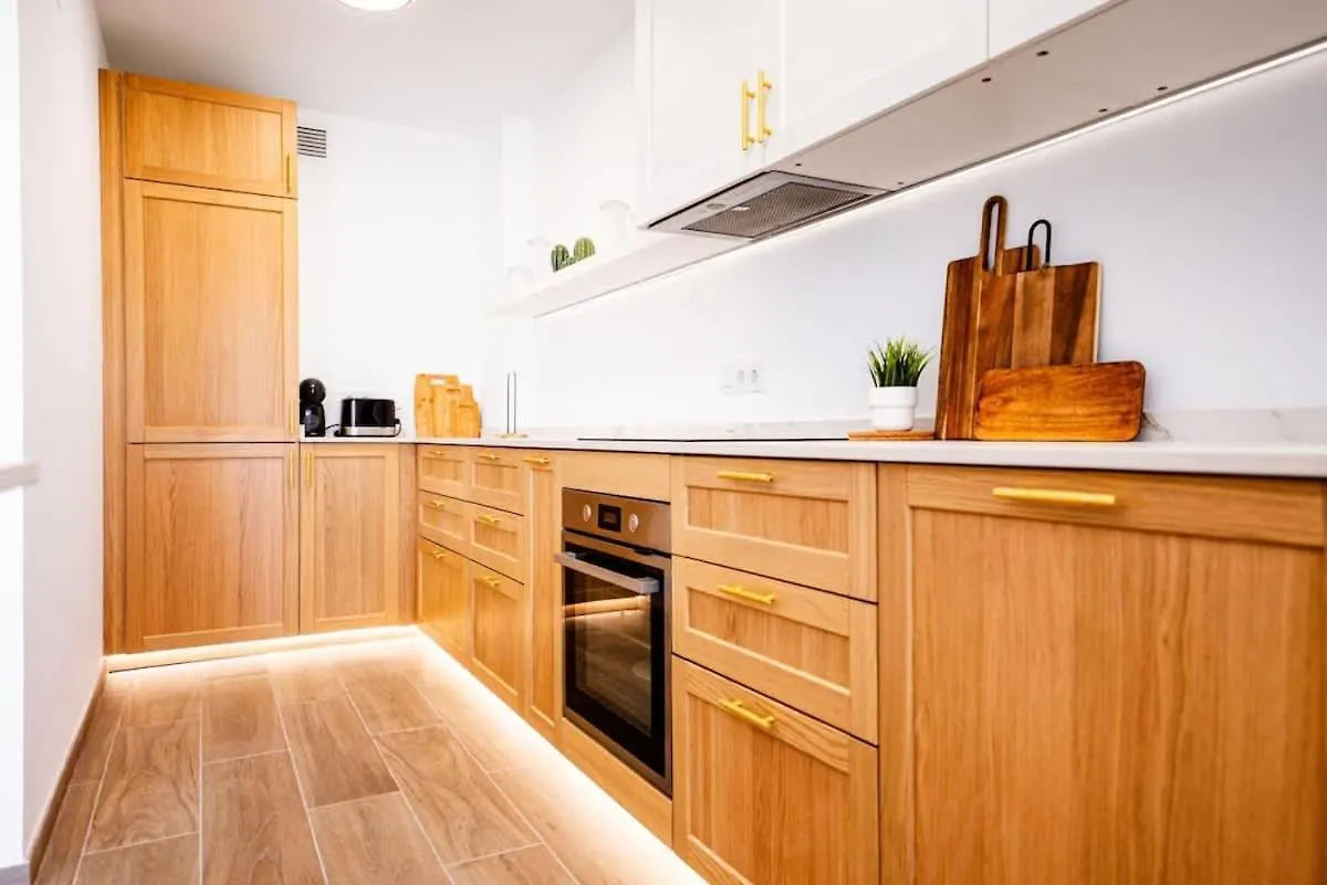 Vistamar, 3 Bedroom Apartment 50 Meters From The Beach Marbella