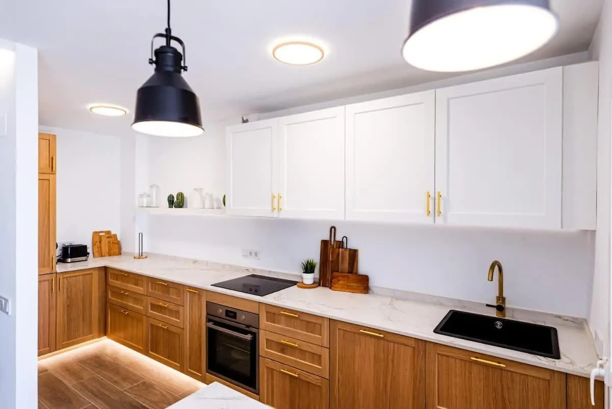 Vistamar, 3 Bedroom Apartment 50 Meters From The Beach ماربيا 0*,  إسبانيا